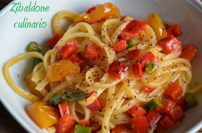 Linguine alle verdure colorate e cioccolato fondente