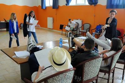 “ Illegal-mente “. ..lo spettacolo di chiusura per l'anno scolastico ..Flash d'anteprima