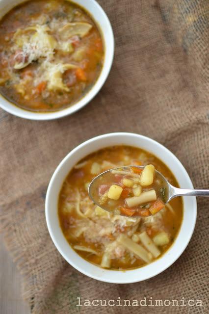 minestrone tiepido al pesto