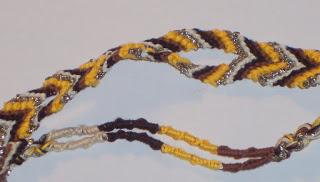 tecnica per rendere rigidi i bracciali  friendship bracelets