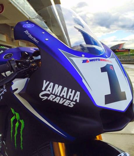 Yamaha YZF-R1 AMA Team Monster Energy Graves Yamaha 2015