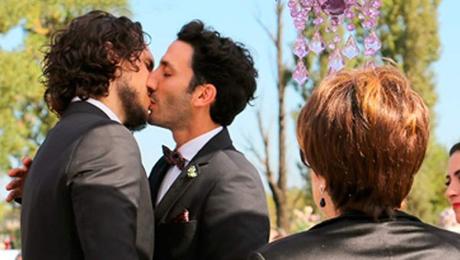 Trionfa l'amore gay nella telenovela argentina viudas e hijos del rock & roll