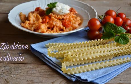 Mafaldine al pomodoro di Pachino con quenelle di ricotta al Parmigiano