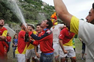 SAN VITO POSITANO PASSA IN ECCELLENZA : ESULTANZE A FINE PARTITA ....