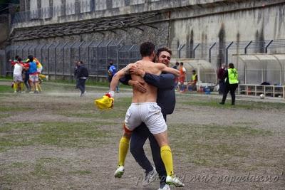 SAN VITO POSITANO PASSA IN ECCELLENZA : ESULTANZE A FINE PARTITA ....