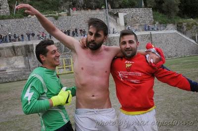 SAN VITO POSITANO PASSA IN ECCELLENZA : ESULTANZE A FINE PARTITA ....