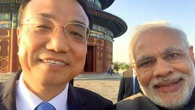 Modi e la diplomazia dello yoga, del buddismo e...dei selfie