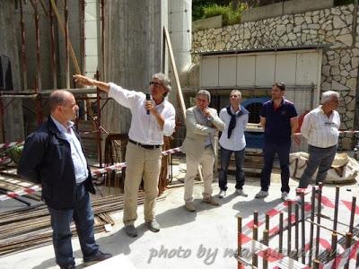 Gli alunni di Positano visitano il cantiere dell' Auditorium:  “Concorso di Idee – Diamo un nome alla Piazza”,