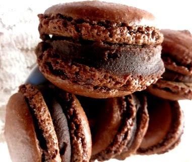 MACARON CON GANACHE AL CIOCCOLATO