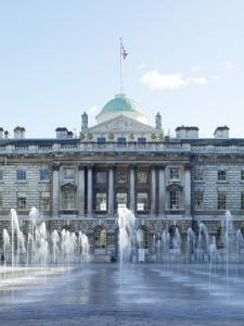 The Edmond J. Safra Fountain Court © Marcus Ginns