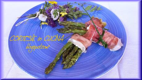 Involtini con Asparagi prosciutto e ricotta