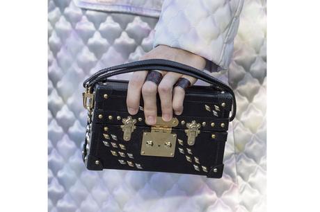 Louis-Vuitton-6Cruise-le-borse-per-il-2016_hg_temp2_s_full_l