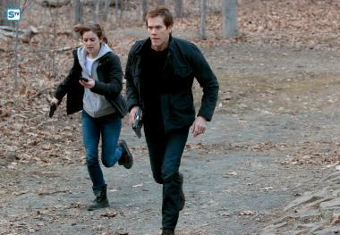 THE-FOLLOWING-PROMOTIONAL-PHOTO-3X14-3X15-DEAD-OR-ALIVE-THE-RECKONING-the-following-38452782-3900-2700
