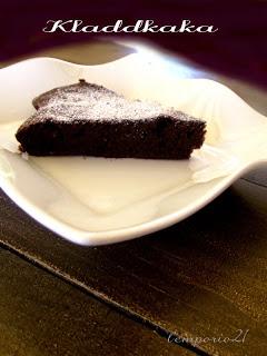 KladdKaka ovvero la torta al cioccolato svedese e i vantaggi di un mignolo rotto