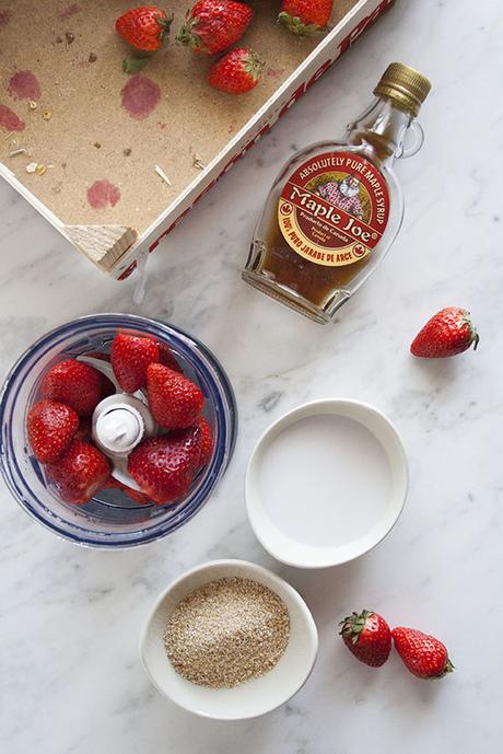 Frullato di fragole con latte di cocco