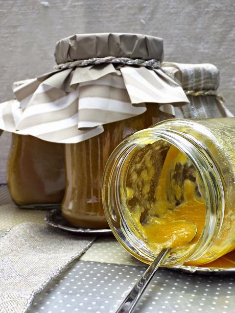 Confettura di ananas con spezie e zucchero integrale