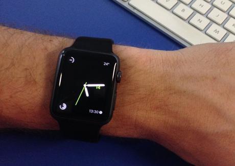 Apple Watch Sport Space Gray, unboxing e recensione dopo la prima settimana di utilizzo! Appe Watch InMobile - Primo piano