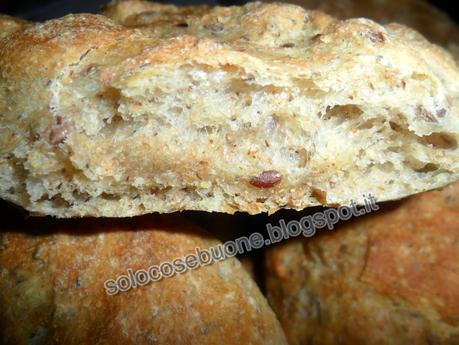 Focaccine al farro e grano saraceno