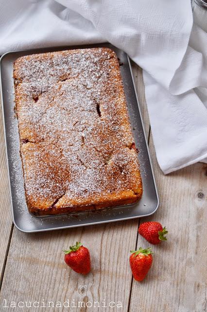 torta di fragole e yogurt