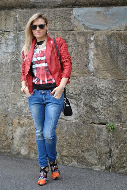 outfit chiodo in ecopelle rosso come abbinare il chiodo rosso abbinamenti chiodo rosso come abbinare la giacca biker in ecopelle mariafelicia magno fashion blogger colorblock by felym outfit maggio 2015 outfit primaverili outfit casual donna outfit rock donna abbinamenti giacca biker in ecopelle come abbinare la giacca rossa outfit rosso abbinamenti rosso come abbinare il rosso fashion blog italiani fashion blogger italiane milano blogger italiane di moda blog di moda italiani how to wear rred red outfit red biker leather jacket spring outfit spring casual outfit for girl fashion bloggers italy girl blonde hair blonde gilr blondie 