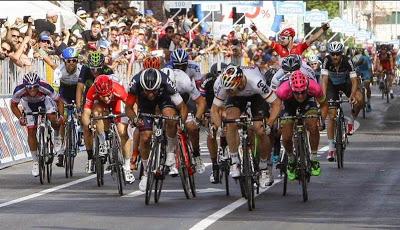 Giro d'Italia, si ritirano Greipel, Boonen, Matthews e Henderson
