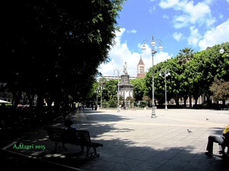 Piazza del Carmine e il Palazzo delle Poste