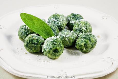 Gnocchi verdi di spinaci / Homemade spinach green gnocchi