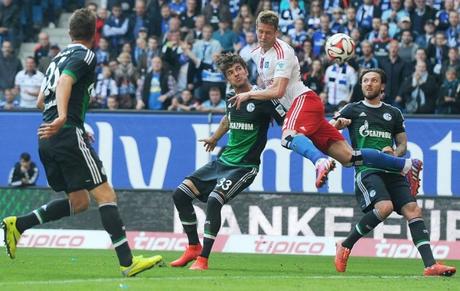 Amburgo – Schalke 2-0; Olic e Rajkovic non bastano, HSV ai play-out