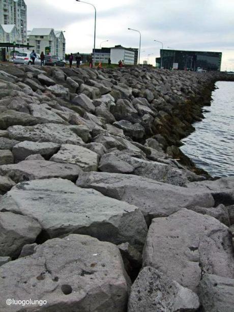 7 ricordi di un paese dall’aspetto glaciale, ma dal cuore caldo. L’Islanda e la sua capitale Reykjavik 7 ricordi di un paese dall'aspetto glaciale, ma dal cuore caldo. Islanda e la sua capitale Reykjavik_luogolungo