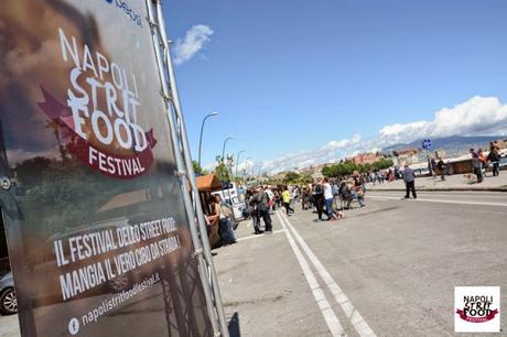 È boom di visitatori al “Napoli Strit Food Festival”