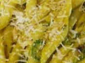 Pennette alla carbonara zucchine fiore