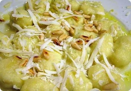 Gnocchi di ricotta e prezzemolo