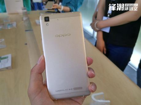 Oppo_R7_8