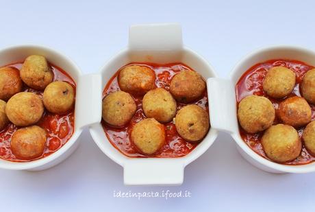 Polpettine di melanzane al sugo di pomodoro