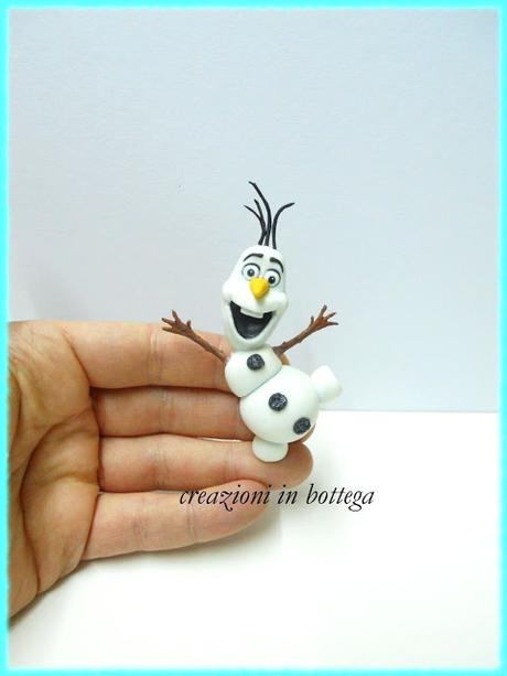 Scultura Frozen (Elsa, Sven e Olaf)