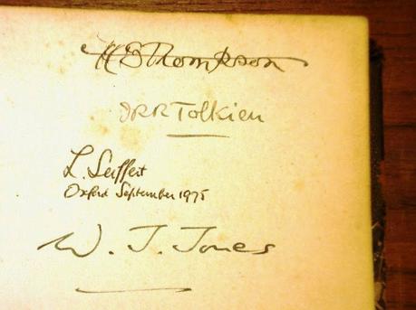 Le firme di Tolkien: come distinguere le vere dalle false
