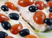 Filetto salmone olive nere pomodorini Salmon fillet with black olives cherry tomatoes