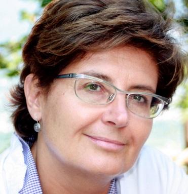 I 50 ANNI DI OSCAR MONDADORI E CARLO CASSOLA: intervista a Elisabetta Risari