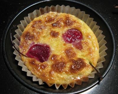 Ciliegie che passione..allora prepariamo I MINI CLAFOUTIS DI CILIEGIE!!