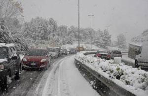 Maltempo, grandinate e nevicate, prosegue l'ondata di freddo