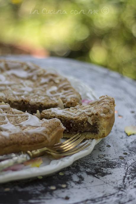 Spiced pear bakewell tart