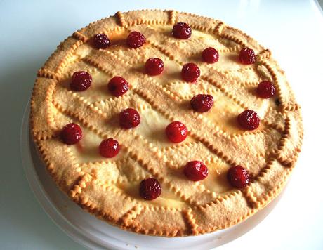 Crostata di ricotta e ciliegie sciroppate