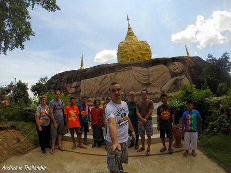 Isaan da scoprire: Wat Tham Pha Daen