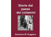 pietra bianca sulla montagna segna l'ora contadini.