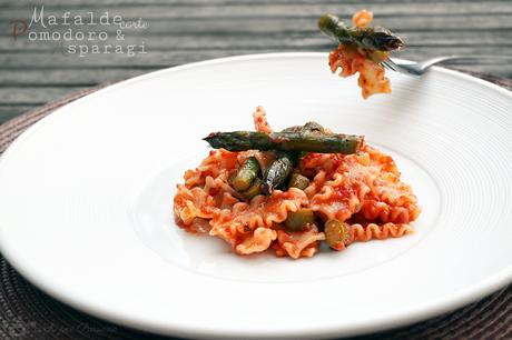 Mafalde corte Pomodoro e Asparagi