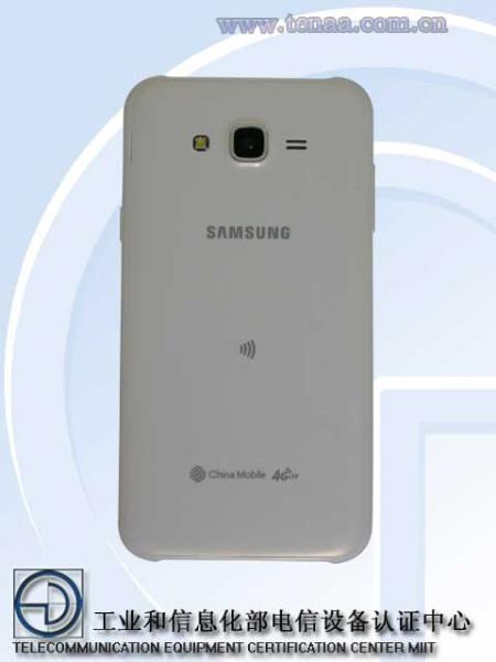 Samsung vicina alla presentazione di Galalaxy J5 e J7
