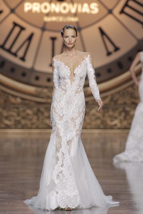 Abito da sposa con strascico