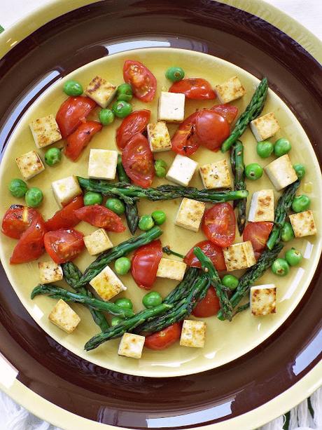 Insalata primavera di tofu