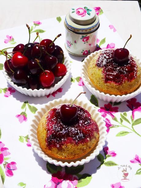 Tortino di ciliege con mandorle e pistacchi