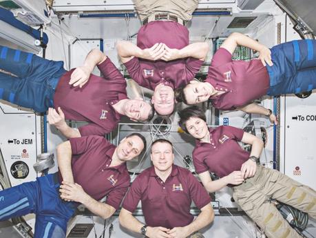 Equipaggio riunito a bordo della ISS.